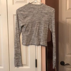 Grey H&M long-sleeve crop top